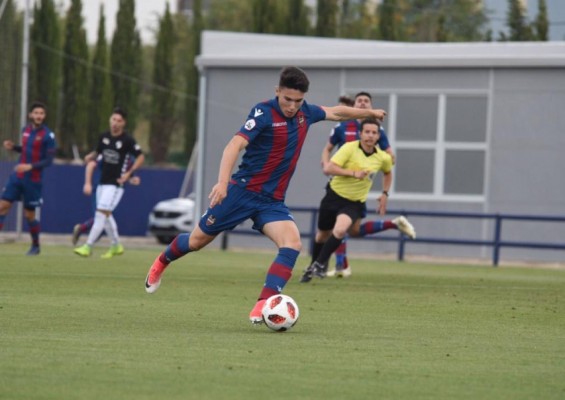 El Atlético Levante UD cierra la temporada con una derrota ante el CD Ebro