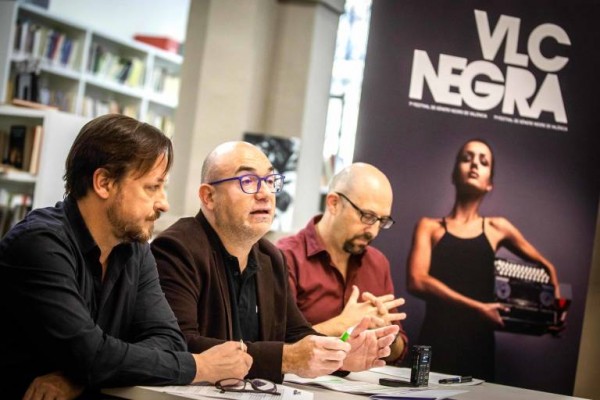 César Pérez Gellida, Raquel Gámez y Don Winslow, ganadores de los premios de novela VLC Negra 2019
