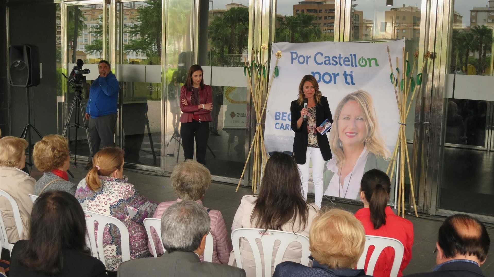 Carrasco (PP) anuncia que reformará el almacén de gaiatas para mejorar la seguridad de los artistas