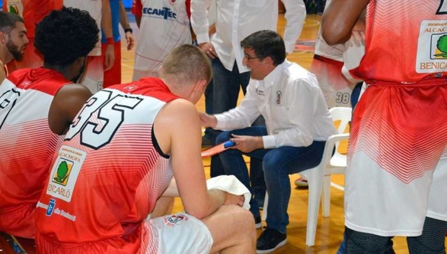 El CB Benicarló, a una victoria de lograr un ascenso histórico a LEB Plata tras ganar al Gran Canaria B