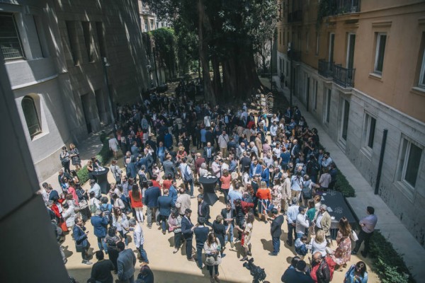 La cúpula del PPCV se borra del copetín de Les Corts 