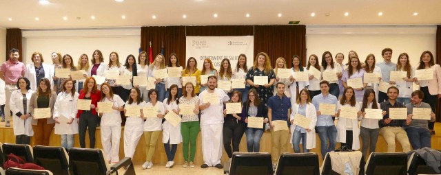 El General de Castelló despide a sus residentes que finalizan la formación especializada