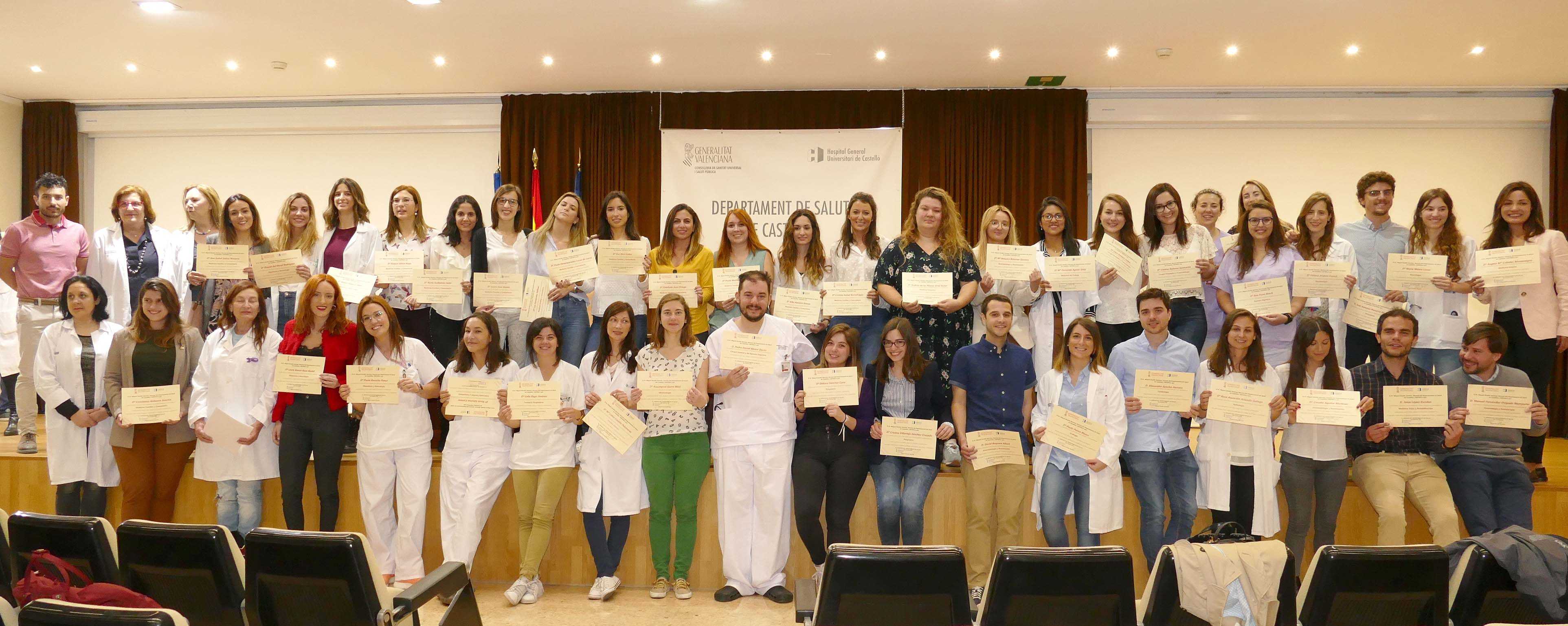 El General de Castelló despide a sus residentes que finalizan la formación especializada