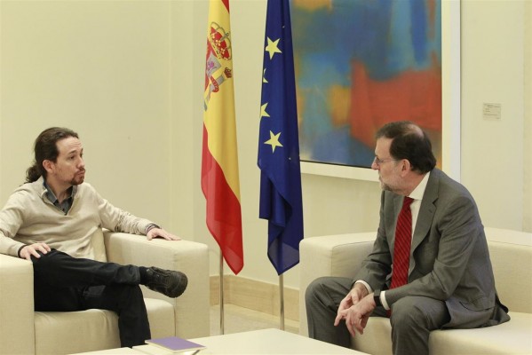 Iglesias insiste en la exigencia de referéndum en Cataluña y ve al PSOE 