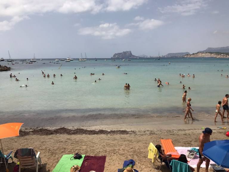 El Gobierno no autoriza la concentración de protesta en la playa del Portet de Moraira