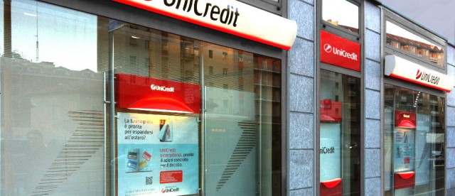 Unicredit niega haber firmado mandato alguno para hacerse con Commerzbank