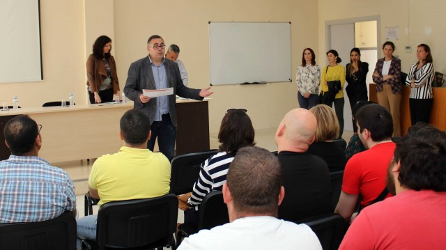 Onda forma en fabricación de baldosas a 25 personas para facilitar su inserción laboral