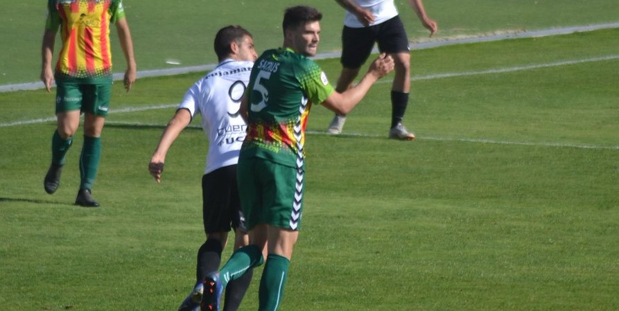 Mirando de reojo el 'play out'