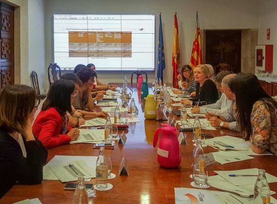 La AVI propone un proyecto piloto para validar menús mejorados en los hospitales de la Comunitat