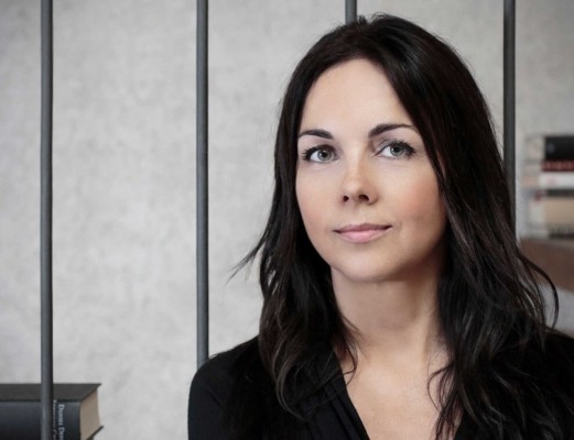 ‘Sangre entre la hierba’, novela negra sobre trata de personas de Maribel Medina 