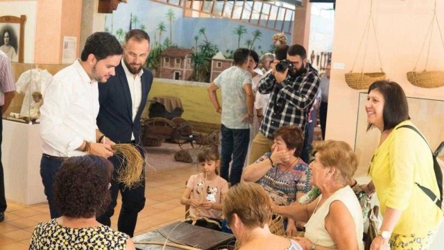 Contigo Elche promete habilitar puntos de recogida de plásticos para no perjudicar al medio ambiente 