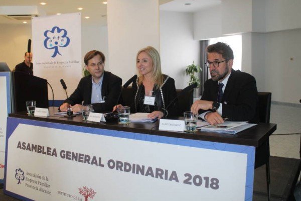 La italiana Amplifon absorbe a GAES y se lleva la sede social de Alicante a Zaragoza