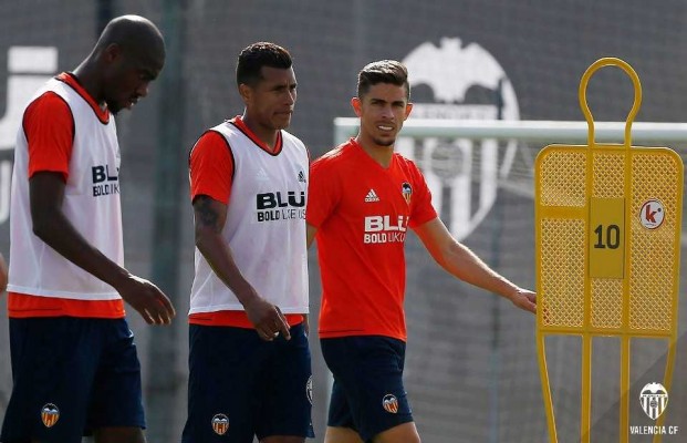 Marcelino trabaja con la pareja Murillo y Paulista ante la ausencia de Garay