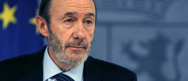 Los partidos valencianos lamentan el fallecimiento de Pérez Rubalcaba
