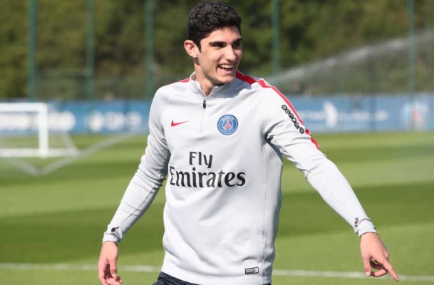 El VCF sigue convencido de que Guedes jugará en Mestalla 