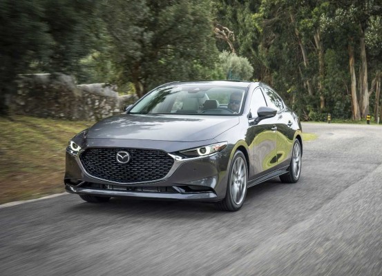 Mazda abre los pedidos del nuevo CX-30 y del Mazda 3 sedán