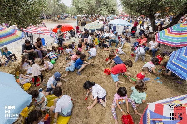 Les 'formigues' de Benicàssim se darán un chapuzón con el pasacalle marino de Scura Splats