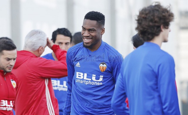 Kondogbia inicia el trabajo con el grupo