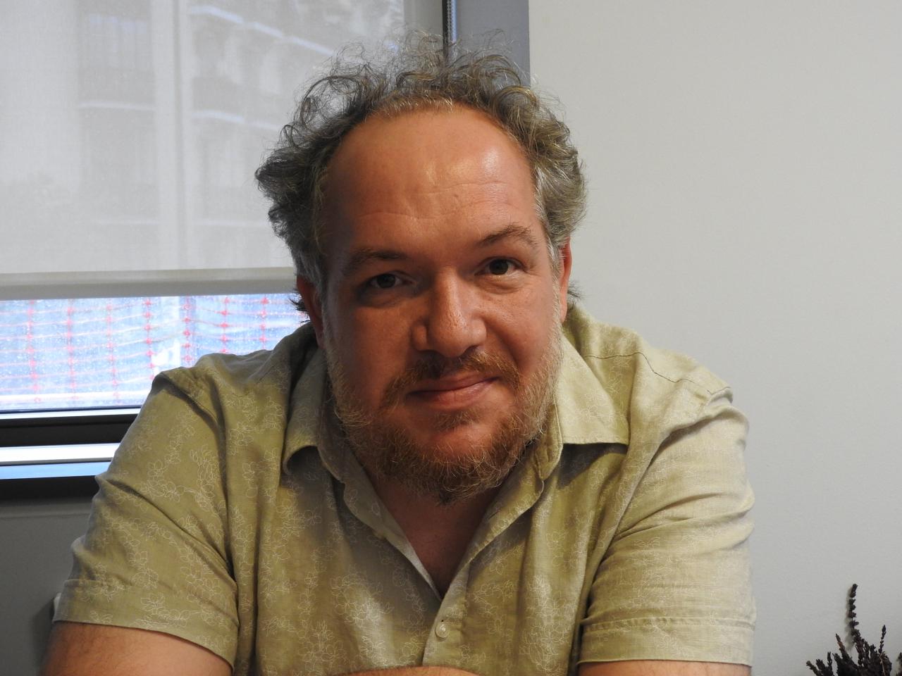 Mathias Enard: la brúixola que mira cap a l’est