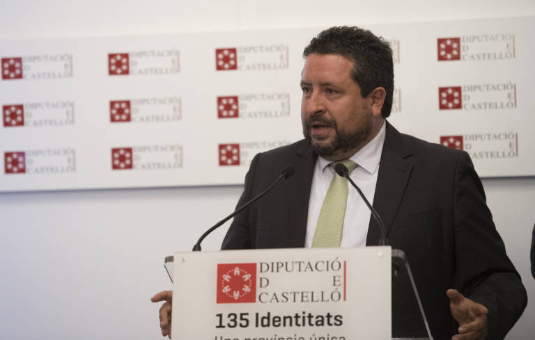 Javier Moliner, presidente de la Diputación, que apenas tarda 10 días en hacer frente a los pagos a proveedores. - 