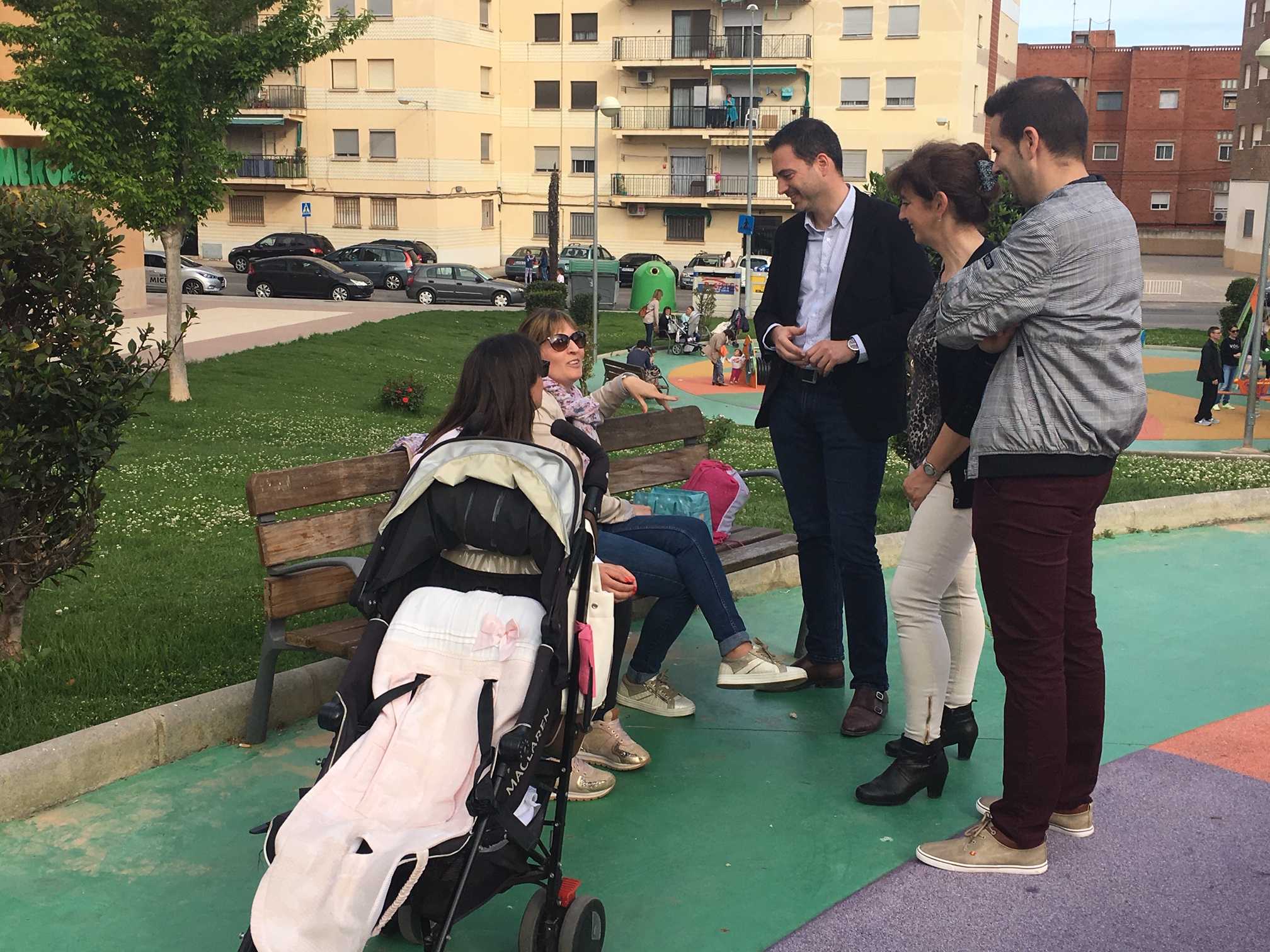 Huguet (PSPV) se propone seguir mejorando los parques infantiles en Onda tras invertir 300.000 €