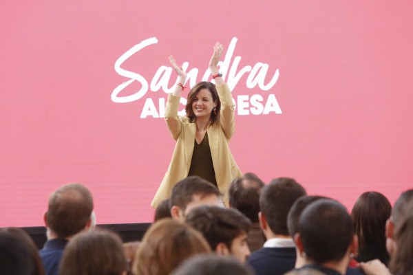 Sandra Gómez presenta un proyecto que 