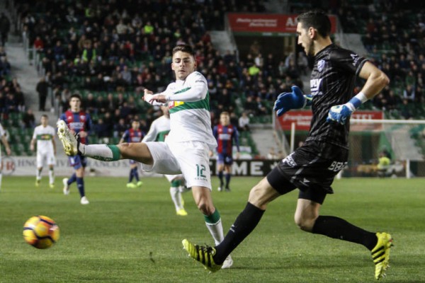 Liberto elige al Betis donde tendrá ficha del filial