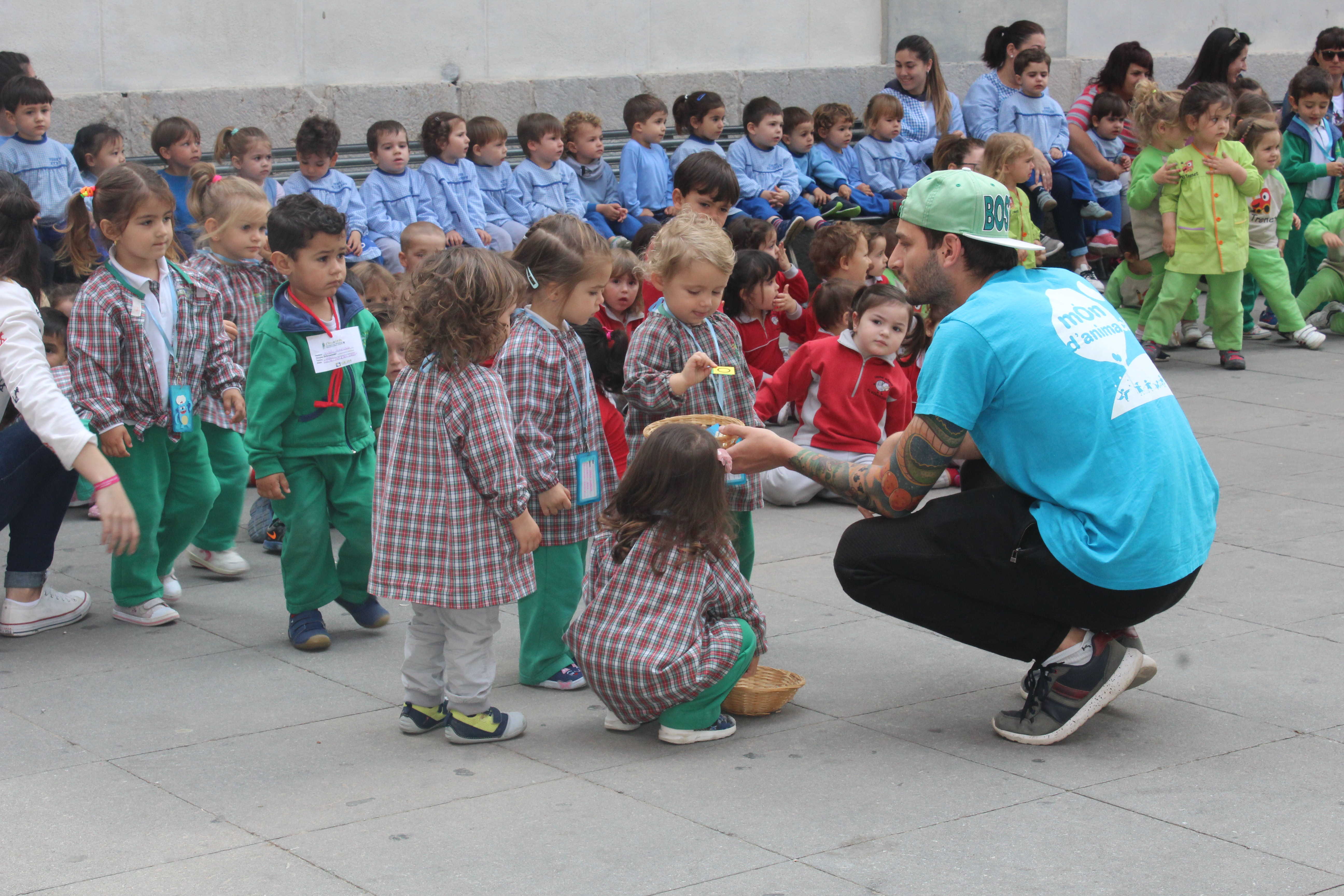 La Fira del Llibre de Borriana acerca la lectura a los más pequeños con una 'Sopa de lletres' 