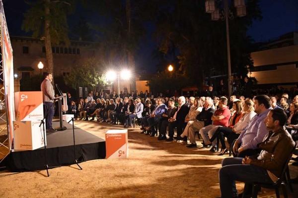 López-Bas en Orihuela: 
