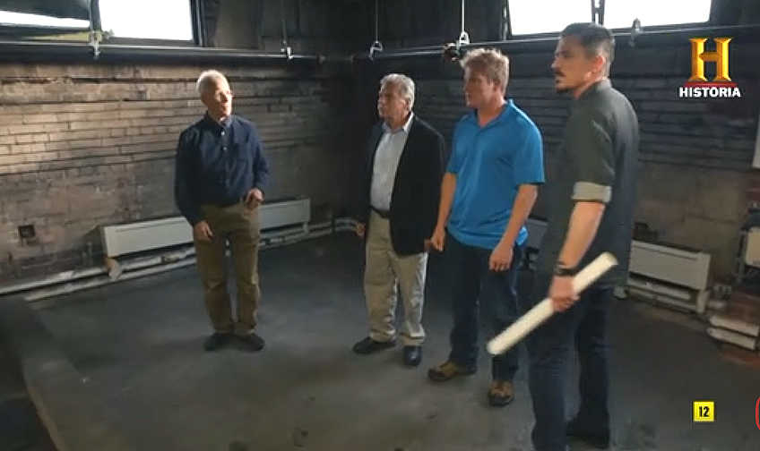 Investigación sobre Tesla en Canal Historia con un curioso enfoque: ser tonto