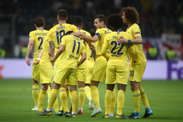Pedro responde a Jovic y acerca Chelsea a la final