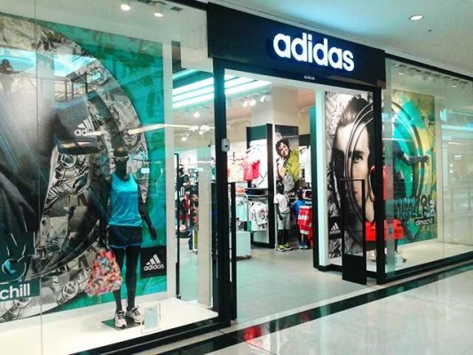 Adidas incluye Alicante en la lista de aperturas prioritarias tras romper con Grupo Valadri