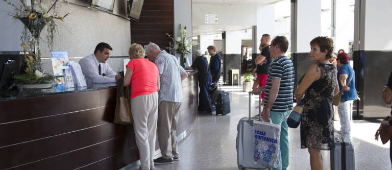 Los afiliados a la Seguridad Social en turismo suben un 2,5% en Castellón, la cifra más baja de la Comunitat