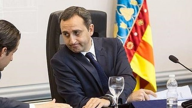 El PP podría mantener la Diputación de Alicante por la mínima y gracias a Cs y Vox