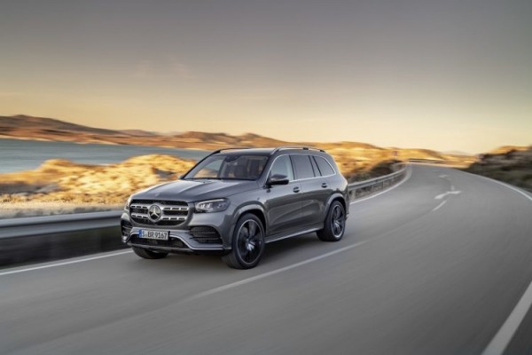 El Mercedes-Benz GLS aumenta en tamaño y gana en confort y conectividad
