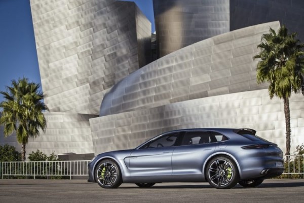 El Porsche Panamera, el primer Gran Turismo de la marca alemana, cumple 10 años
