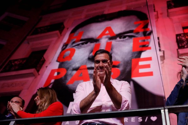 El PSOE manda en las grandes ciudades mientras Ciudadanos acecha al PP en Castelló y Vila-real