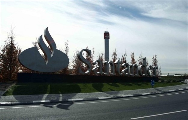  Santander convoca a los sindicatos el próximo 6 de mayo para empezar a negociar el ERE