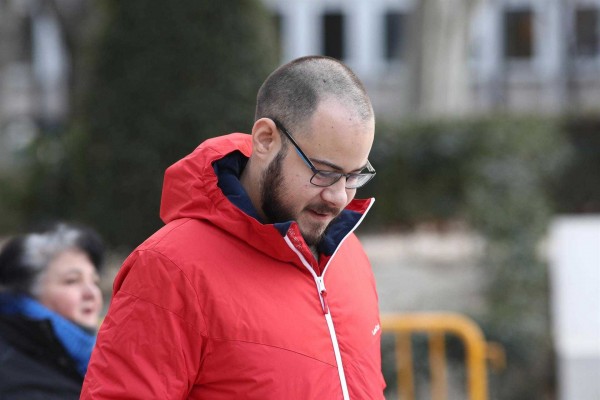Decretan libertad para el rapero Pablo Hasel tras ser detenido en un control por tener una orden de búsqueda