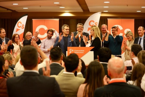 Ciudadanos amenaza el liderazgo de un PPCV en caída libre