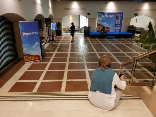 Desolación y abatimiento en 'Génova' tras el hundimiento del PP, que sufre su peor resultado