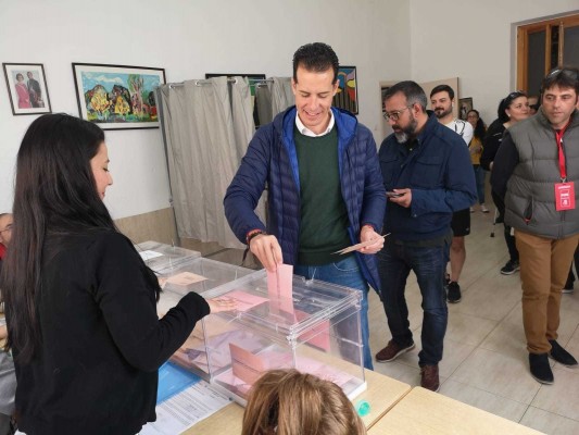Elda: los socialistas ganan con el 30% de los votos y Cs supera al PP