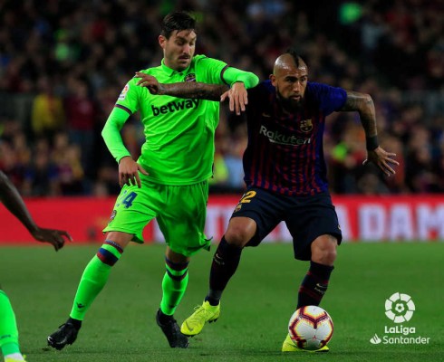 El Levante compite pero no impide que el Barça se proclame campeón