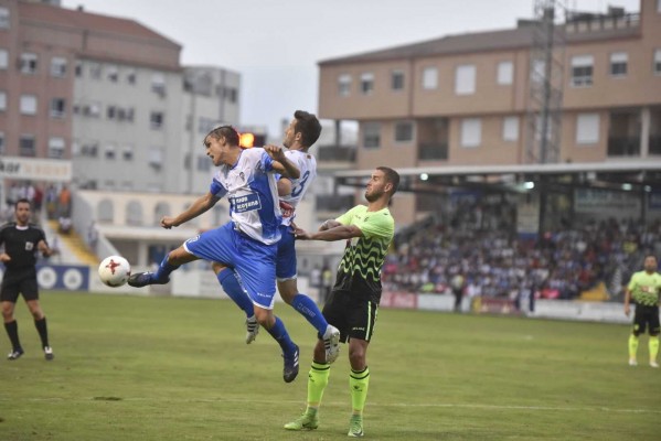 Empate entre Alcoyano y Hércules en el primer derbi de la temporada