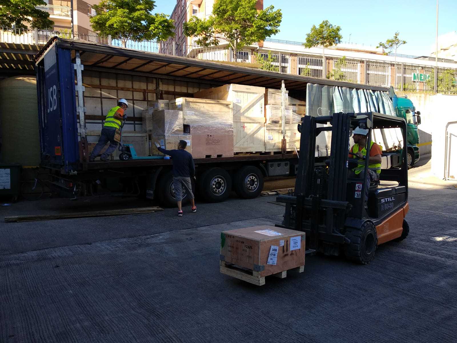 El Provincial recibe el acelerador donado por Amancio Ortega y prevé que funcione en noviembre