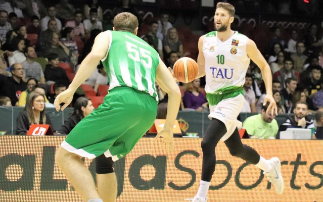 El Tau no puede con el todopoderoso Betis (78-63)
