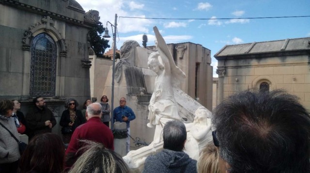 Visitar la muerte