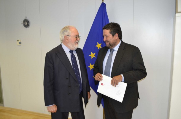 Primeros pasos para incluir la singularidad del azulejo en la futura normativa energética europea