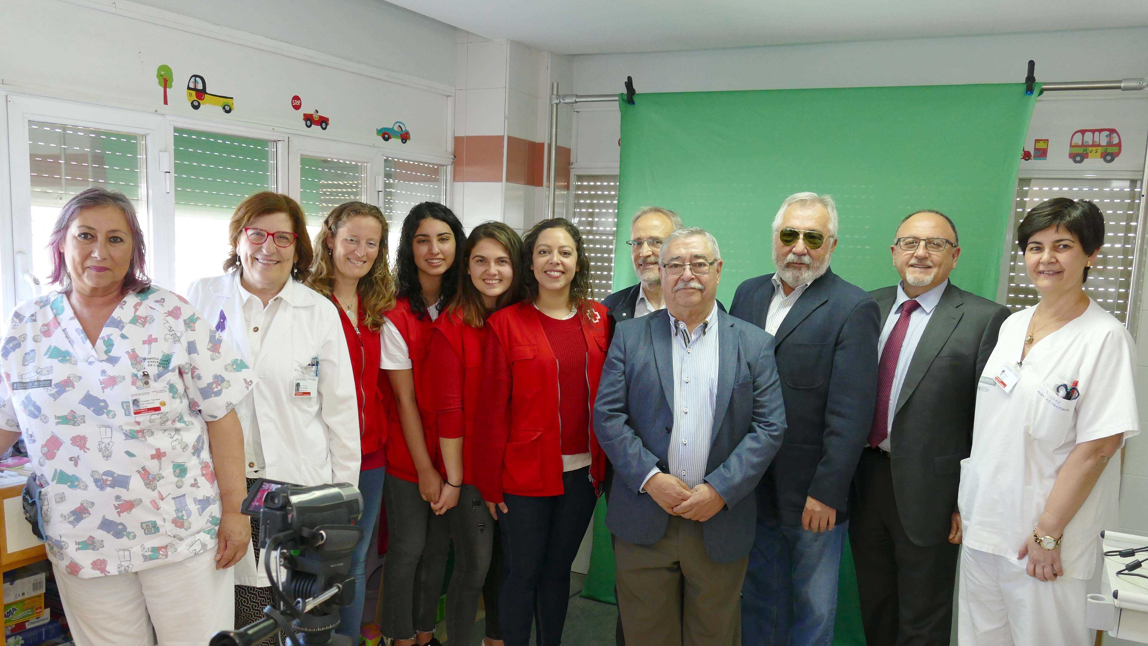 El General de Castelló acoge la actividad 'Chroma Key' de Cruz Roja para los pequeños hospitalizados