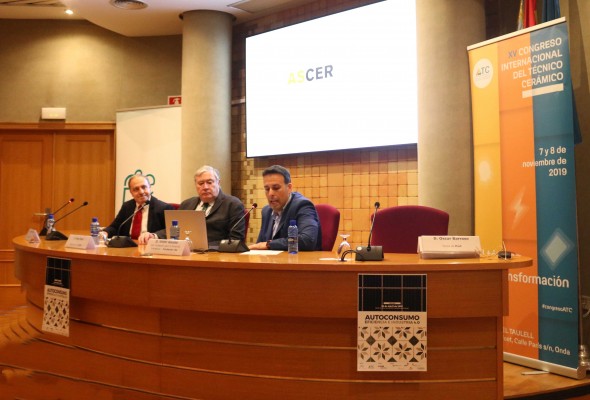 Los técnicos cerámicos piden más investigación para limitar la dependencia del gas en las fábricas